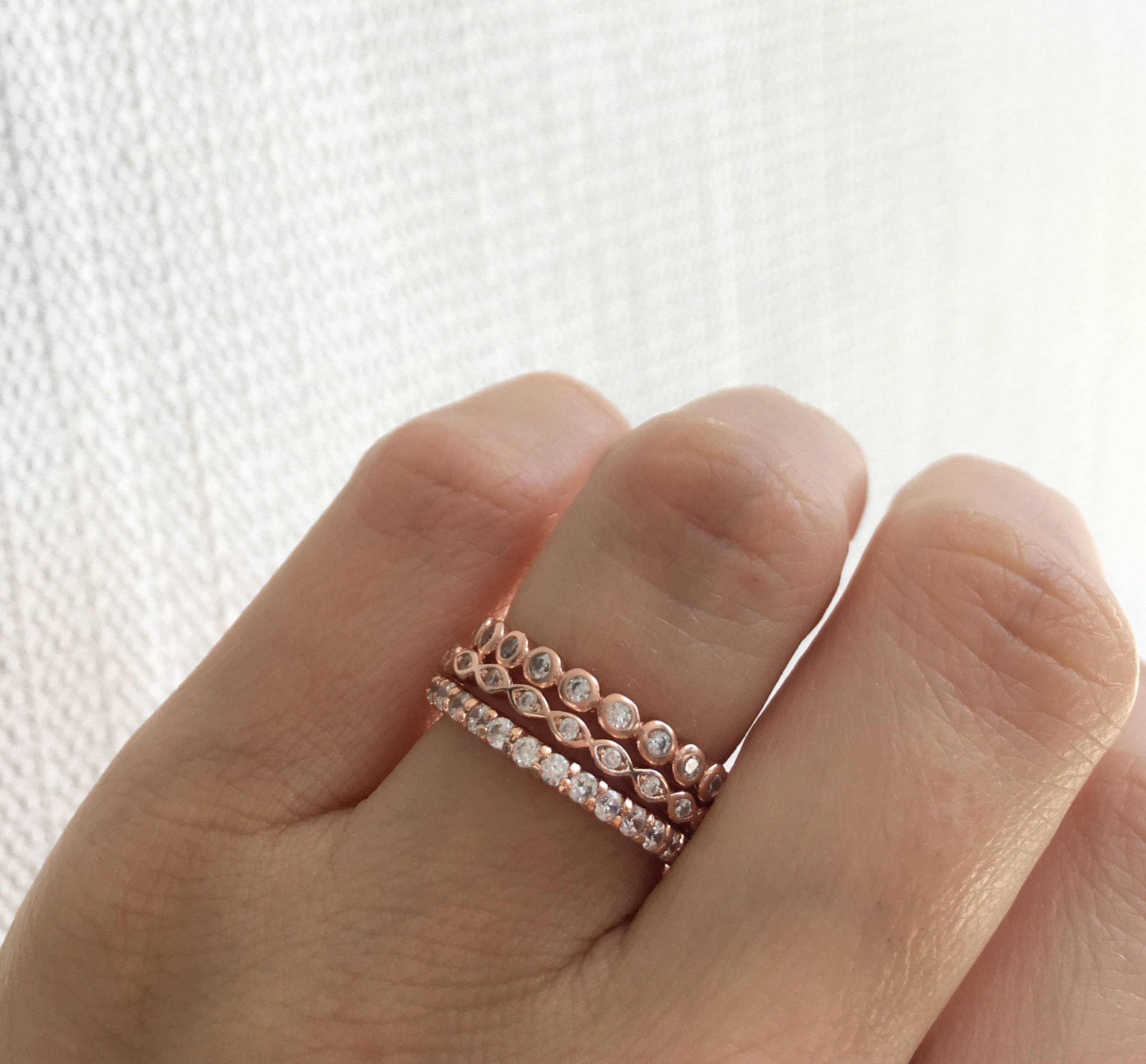 アクセサリー r.rose Rose Gold Stacking Rings. Eternity Ring and Swirl Ring Set