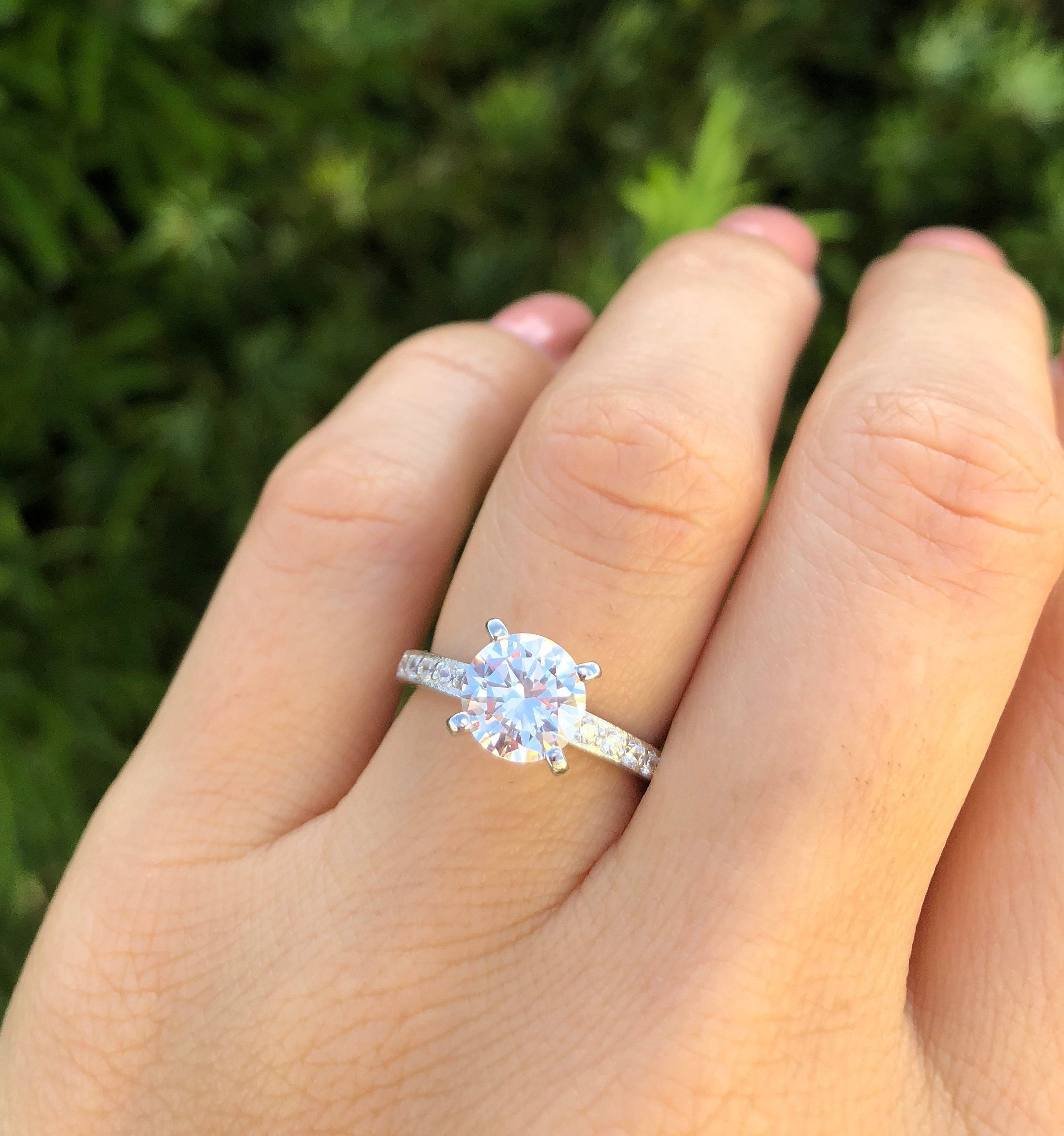 Anillo de compromiso de lujo. Anillo de compromiso clasico de corte redondo. Anillo de bodas Cz de plata de ley de alta calidad. Anillo solitario. Anillo de promesa. Etsy Espana