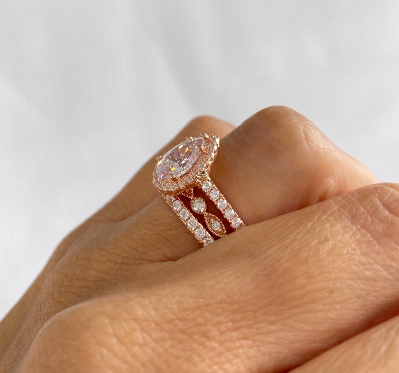 3.0 ctw Rose Gold Wedding Ring Set. Bridal Rings. Pear Shaped Halo Wedding Rings. Teardrop Ring. Art Deco Band. Pear Cut Engagement Ring. image 2