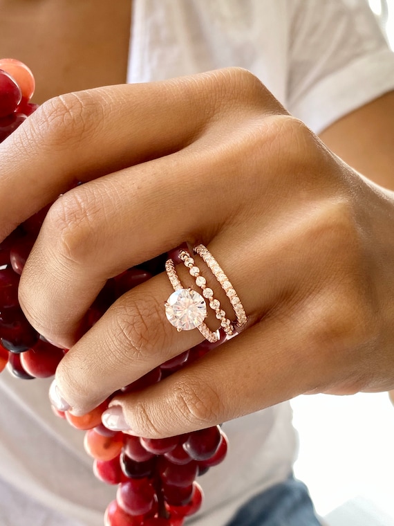 Rose Gold Engagement and Wedding Ring Set | KLENOTA
