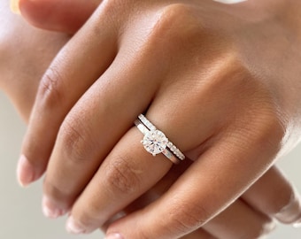 1.50 Ctw Wedding Ring Set. Sterling Silver Round Brilliant Cut Engagement Ring. Half Eternity Band. 1 Carat Brilliant Cut Engagement Ring.