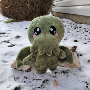 Cthulhu plush cryptid, H.P. Lovecraft, Cute Kawaii Horror, Handmade Goth Art