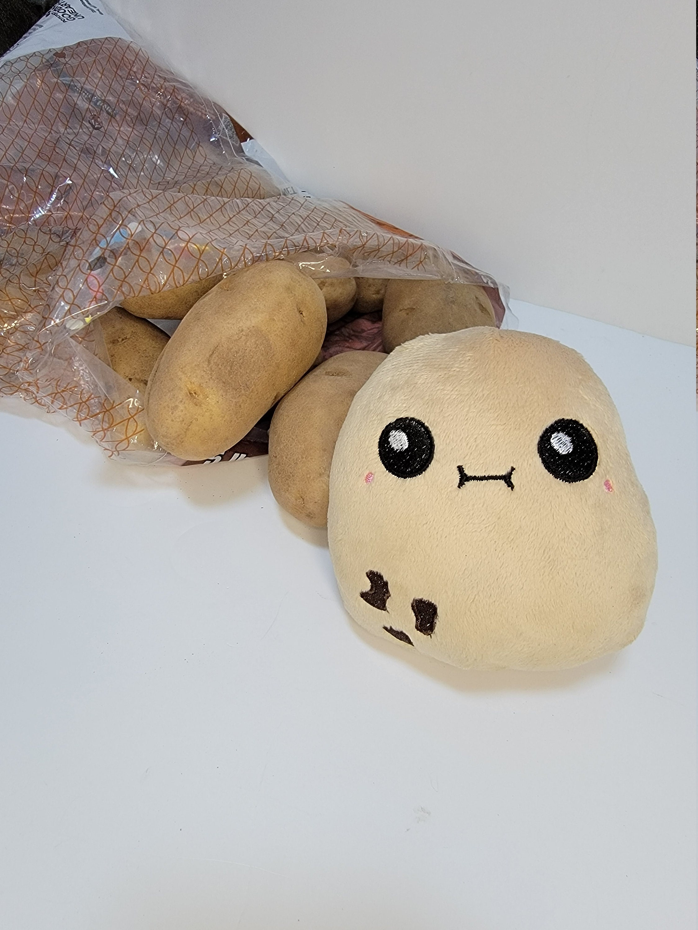 LuLezon Kawaii Potato Plush Soft Toy Comfort Food Stuffed Pillow