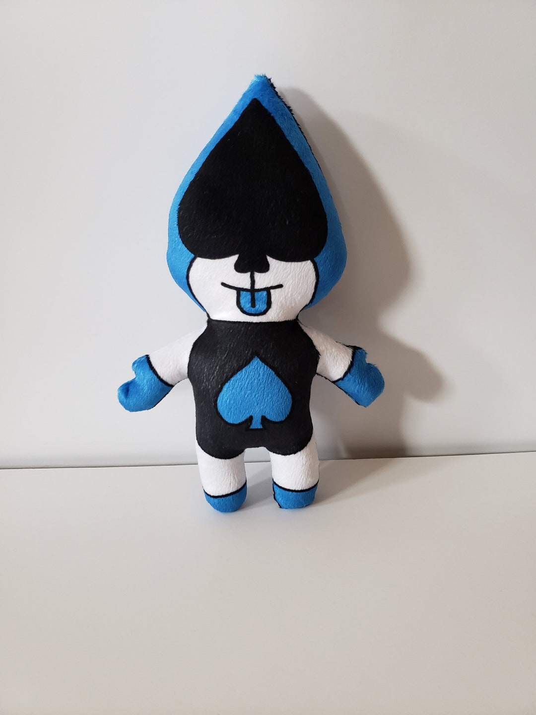 Deltarune ヌイ ぬいぐるみ DELTARUNE」－ ヌイ ぬいぐるみ - Fangamer Japan