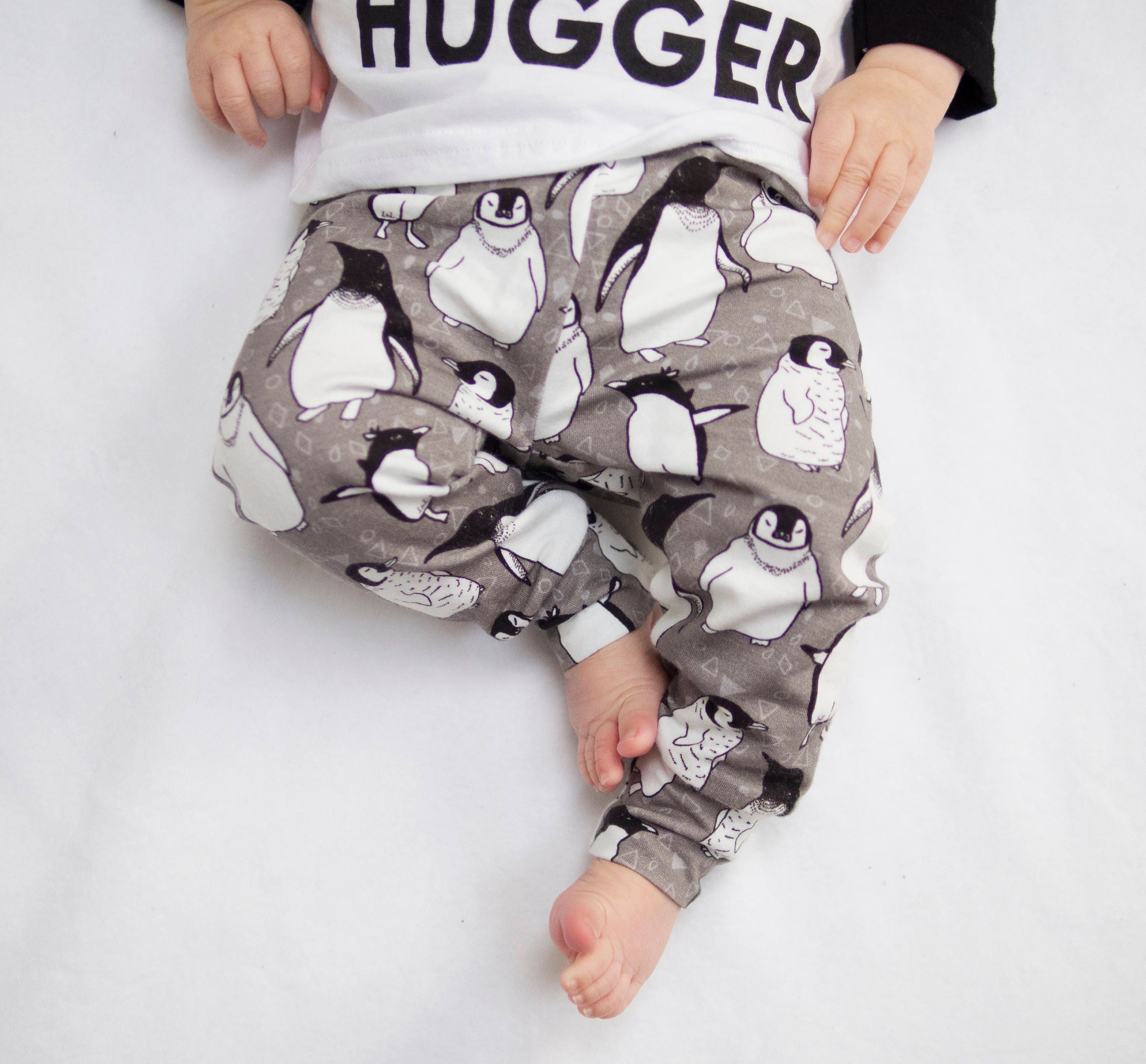 Penguin Print Baby Leggings: Handcrafted Monochrome Cotton Pants