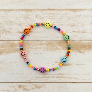 Rainbow Bead Bracelet, Smiley Face Bracelet, Happy Face Bracelet, Seed Bead Bracelet, Beaded Bracelet, Y2K Bracelet, Boho Seed Bracelet