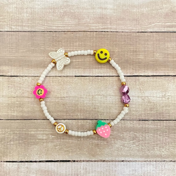 White Bead Bracelet, Smiley Face Bracelet, Happy Face Bracelet, Seed Bead Bracelet, Beaded Bracelet, Y2K Bracelet, Boho Seed Bracelet