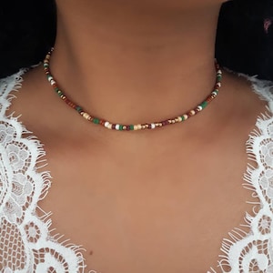 Braune Perlen Choker, Braune Perlen Choker, Grüne Perlen Choker, Perlen Choker, Boho Perlen Choker, Weiße Perlen Choker