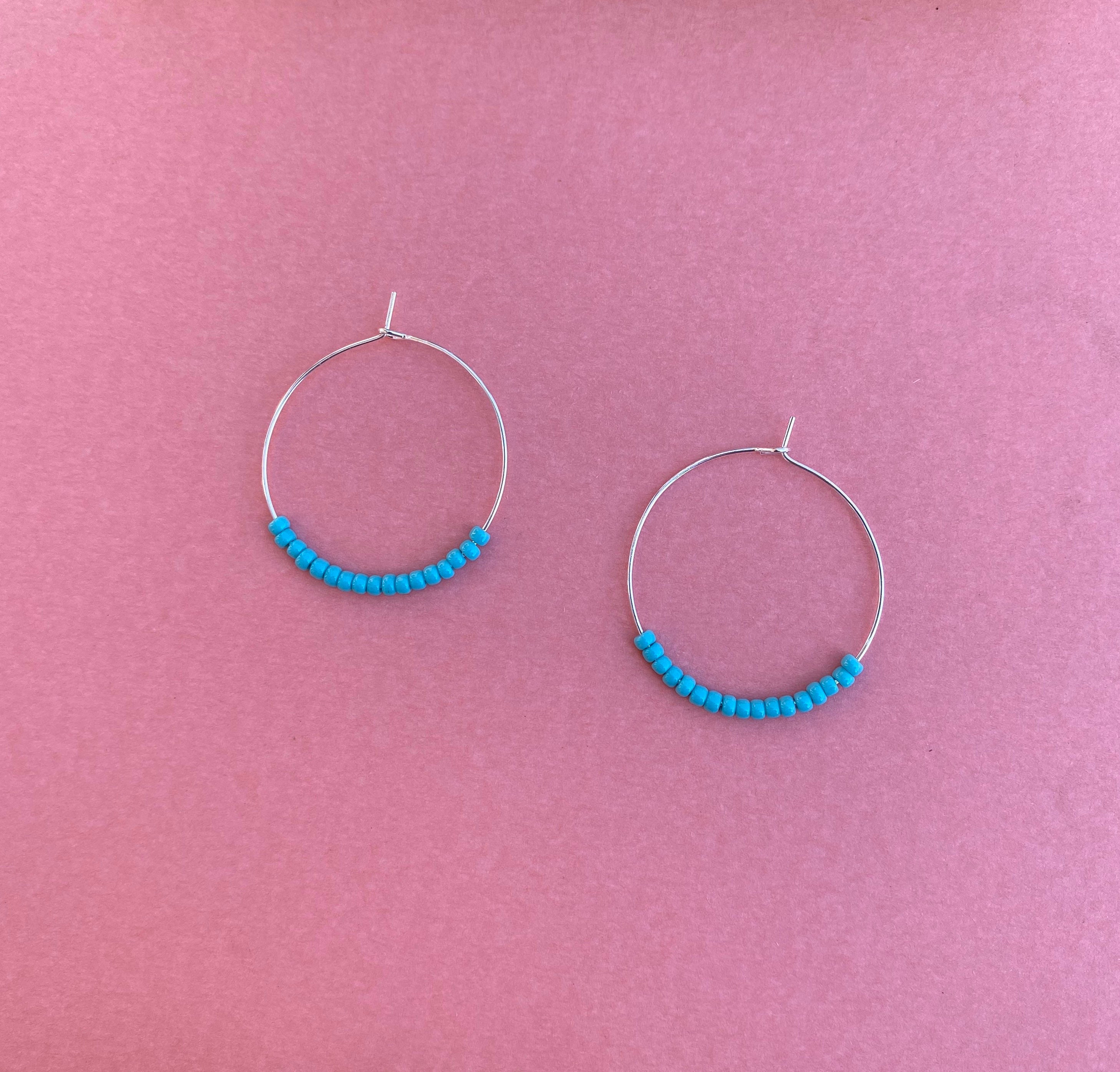 Turquoise Bead Earrings, Dainty Seed Earrings, Seed Bead Hoops, Beaded Earrings, Blue Beaded Jewelry, Turquoise Jewelry, Seed Bead Jewelry