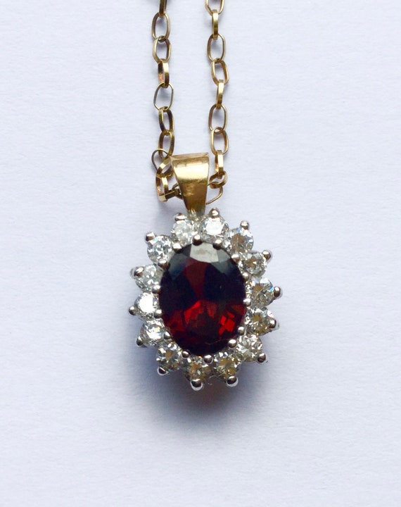 Vintage 9 carat gold Princess Diana necklace