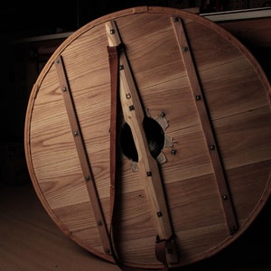 Breidr || Wooden Viking Shield, Round Shield, Shield Wall, Combat Ready Shield, Historical Reenactment, HEMA, SCA, Training Shield