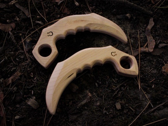 you guys know of any HIGH quality karambits in this style? The ones on  karambit.com seem too cheap in price to to be quality, though I could be  mistaken : r/knives