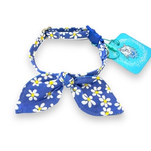 Floral Cat Collar: Blue Daisy Bunny Ears Bow, Breakaway Buckle