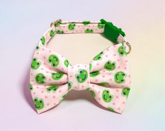 Green Frogs Cat Bow Tie Collar with Breakaway Buckle