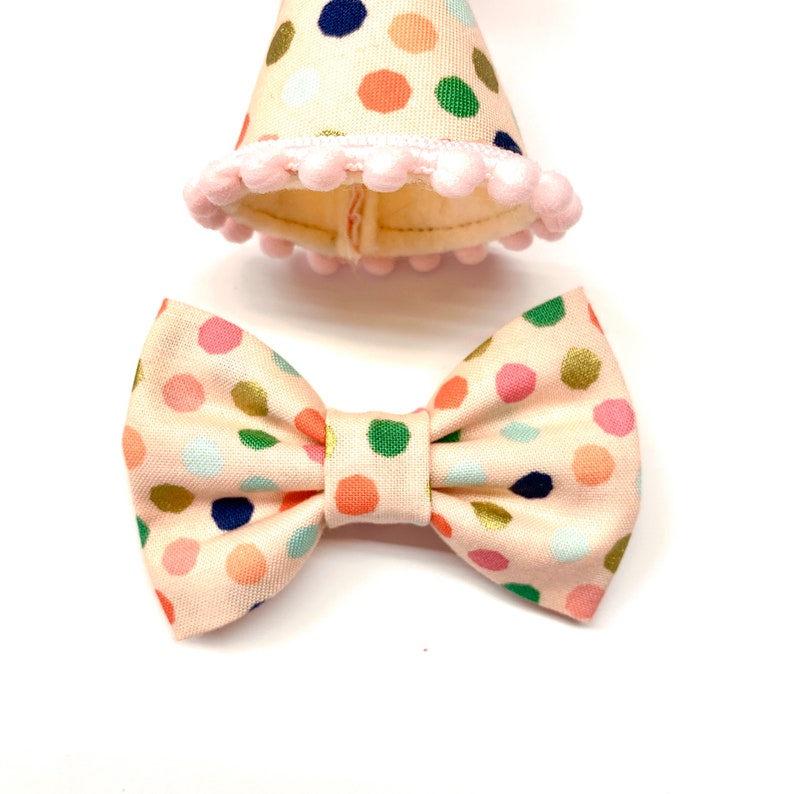 Cat Party Hat and Bow Tie Collar, Peach Kitty Mini Birthday Hat for Cat or Small Dog, Pet Birthday Hat, Cat Birthday Party Hat 画像 3