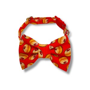 Doughnuts Cat Bow Tie Collar: Fun Breakaway Collar