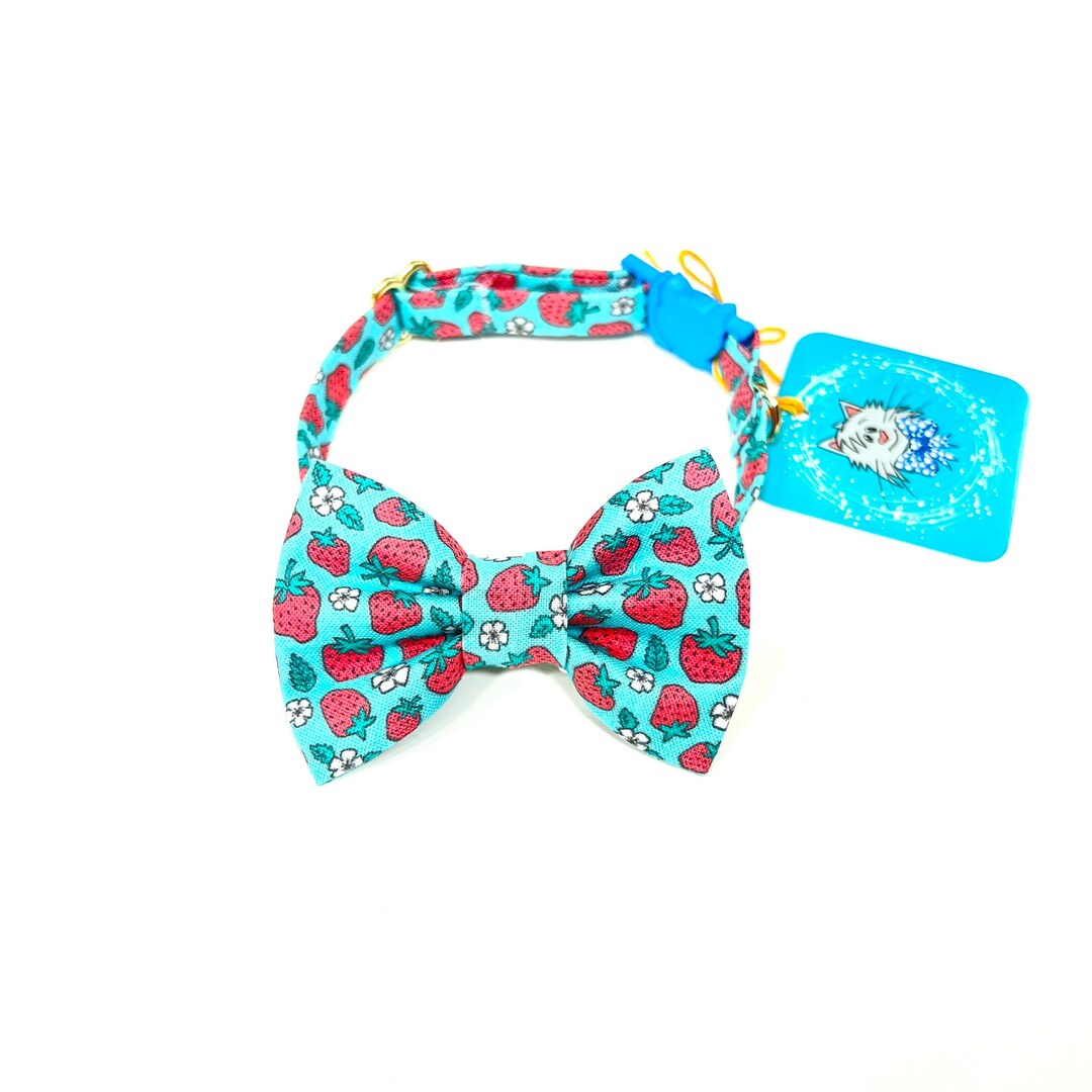 Strawberry Cat Bow Tie Collar, Blue Summer Cat Collar With Plastic