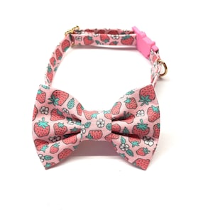 Strawberry Cat Bow Tie Collar - Pink  Summer Cat Collar with Breakaway Buckle