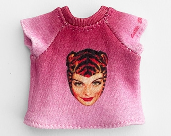 T-shirt for Blythe