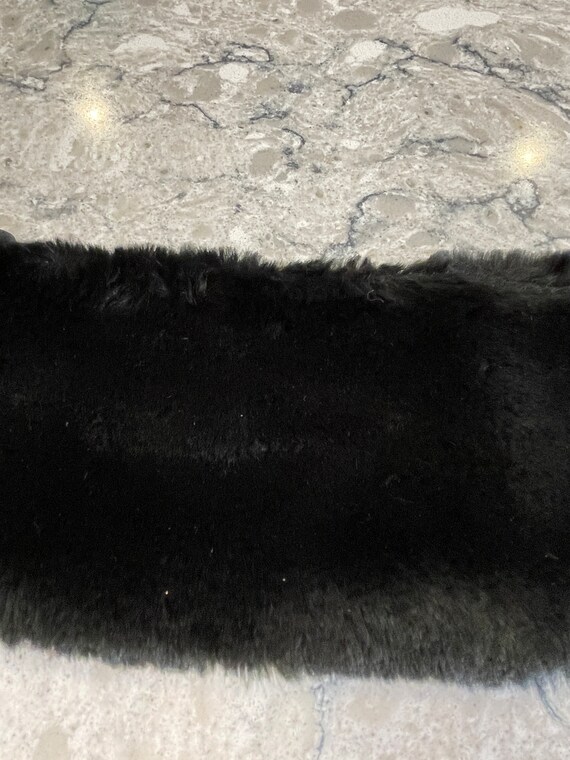 Vintage black faux fur collar with buttonholes - image 3