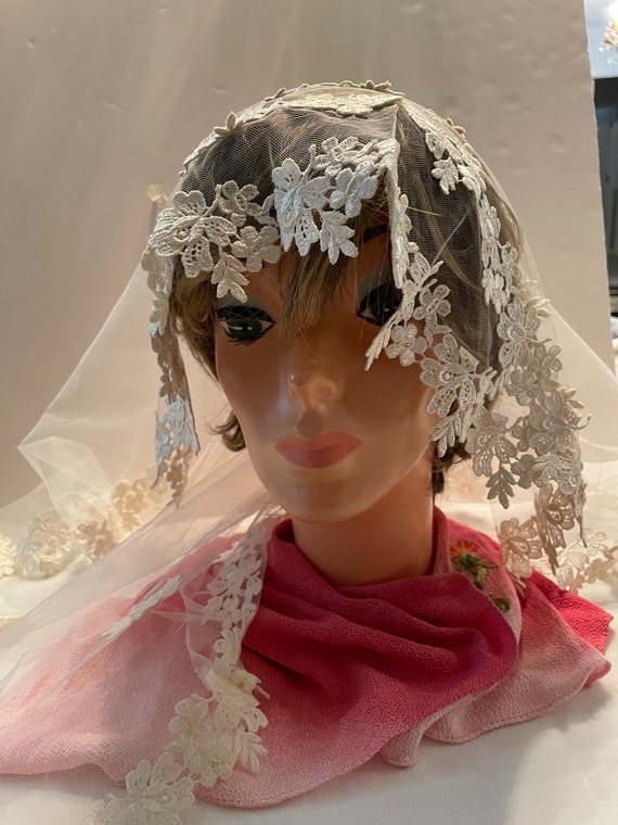 Beautiful net & lace bridal veil