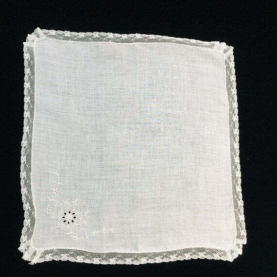 Vintage Irish linen hanky - image 1