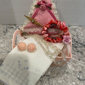 Treasure box with pink taffeta sachet & vintage jewelry