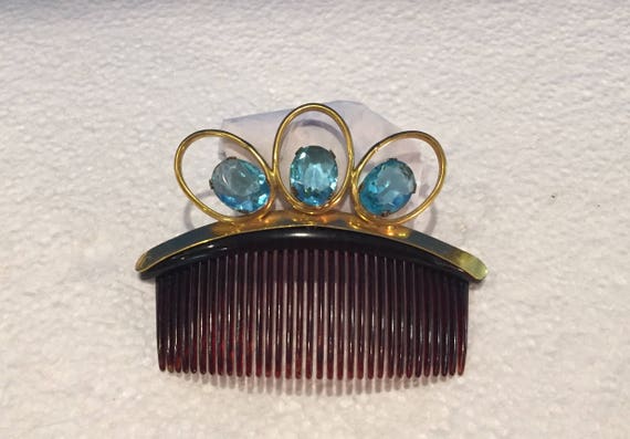 Vintage Hair Comb Style to Set Hairstyle Fan w/Jewels Pre-owned Good Condition Vintage Hair Comb, Large Comb , Bright Rhinestones and Pearl  main image 3