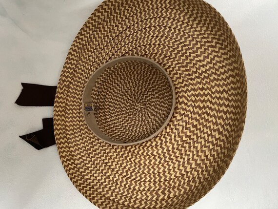 1940 Tilt back 2 color straw hat - image 6