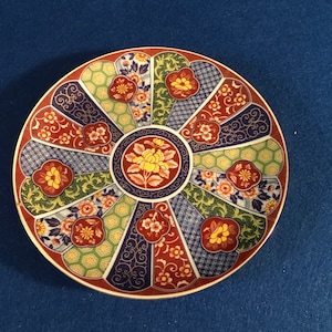 Vintage Japanese Imari plate