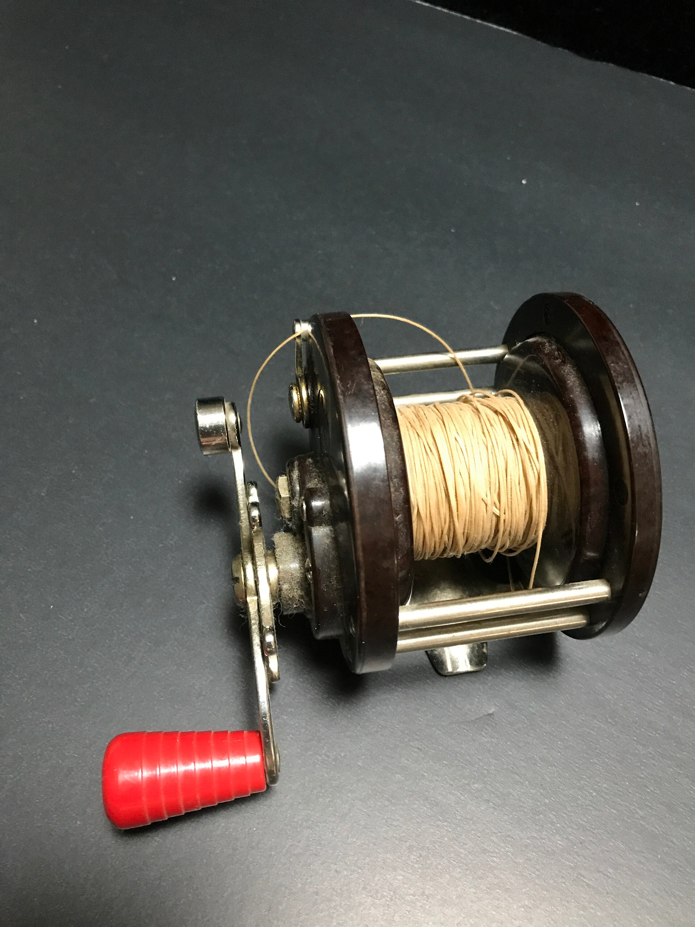 Moulinet De Pêche Vintage PENN N°85 - Eau Salée - Bakélite - Fabriqué Aux USA - Collection