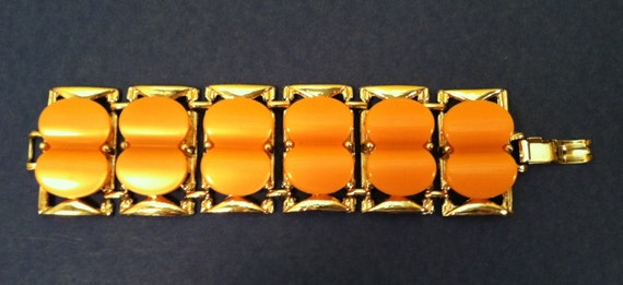 Vintage Lucite Bracelet Circa 1950 - image 1