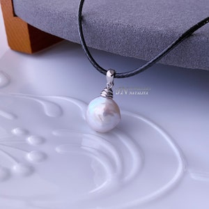 Elegant White Freshwater Pearl Pendant Baroque Freshwater Pearl Pendant Teardrop Pearl Pendant 925 sterling silver Cup pendant Gift For Her