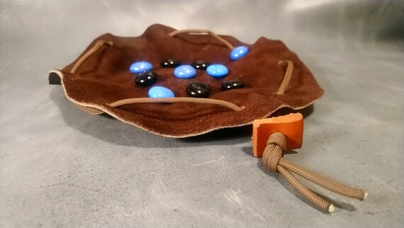 Tic Tac Toe Leather Game Pouch Out Of High Quality Leather Etsy Tic Tac Toe Leather Game Pouch Out Of High Quality Leather Etsy