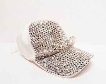 Gorra de princesa #VICTORIA012022-L26 con joyas, color blanco, corona plateada y lentejuelas plateadas