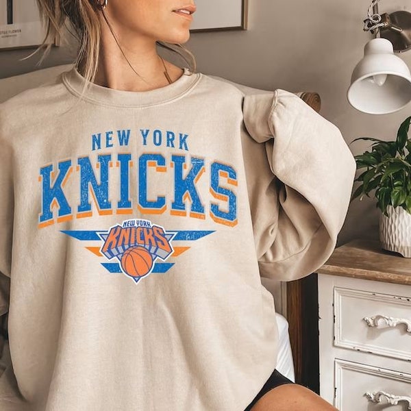 New York Knicks Sweatshirt Women Vintage New York Knicks Crewneck Men Distressed Knicks Pullover Vintage Unisex Knicks Shirt Oversize