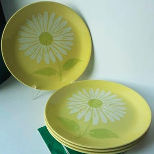 Rare Vintage Ernestine Salerno 10&quot; Dinner Plates - Ceramica Ernestine - Daisy