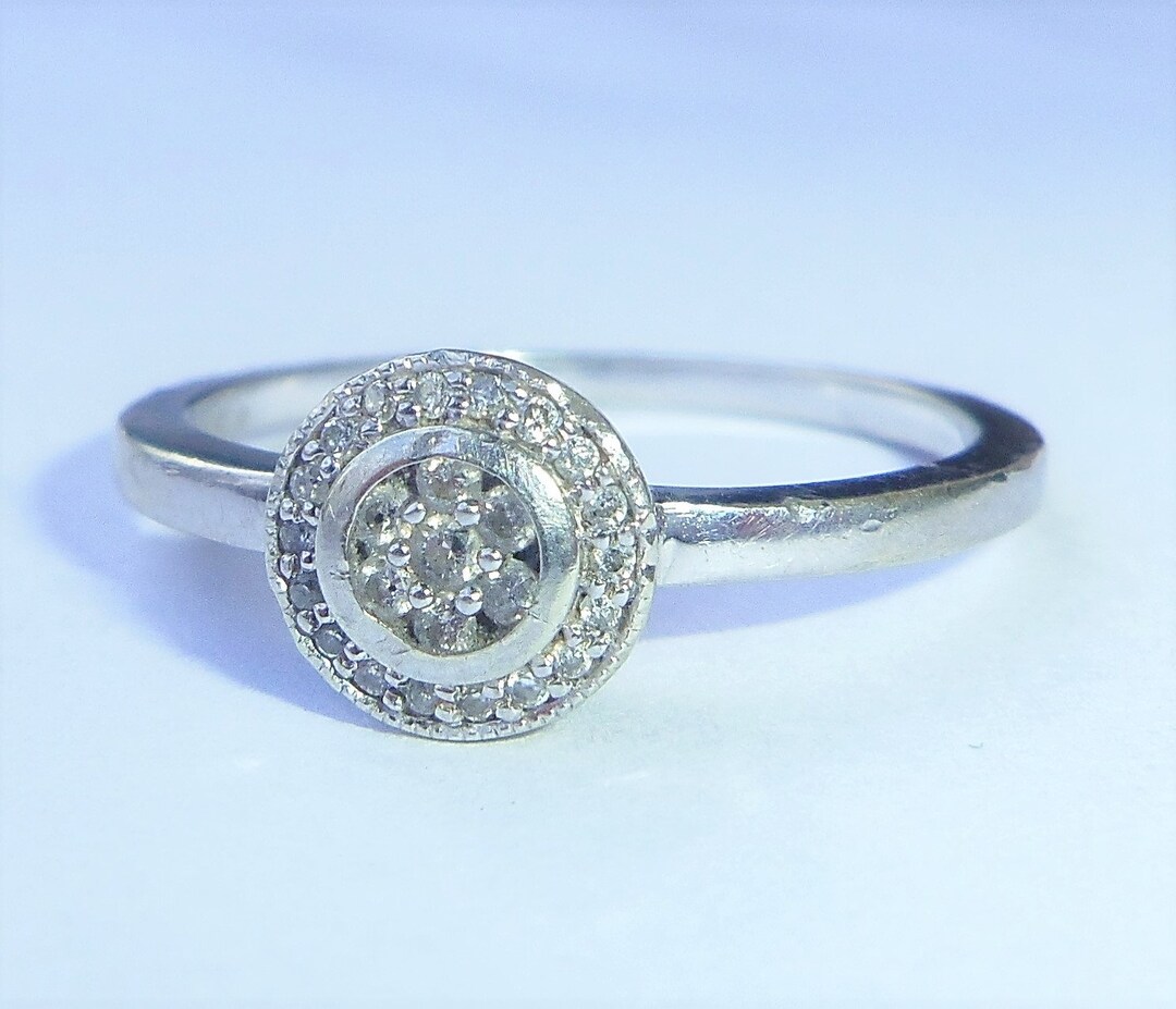 White Ringed Target 9ct White Gold 0.10ct Diamond Round Target Cluster Ring, Size M - Etsy