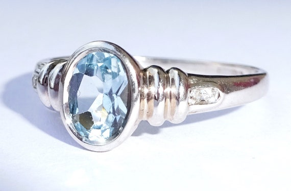 9ct white gold aquamarine and diamond ring sale