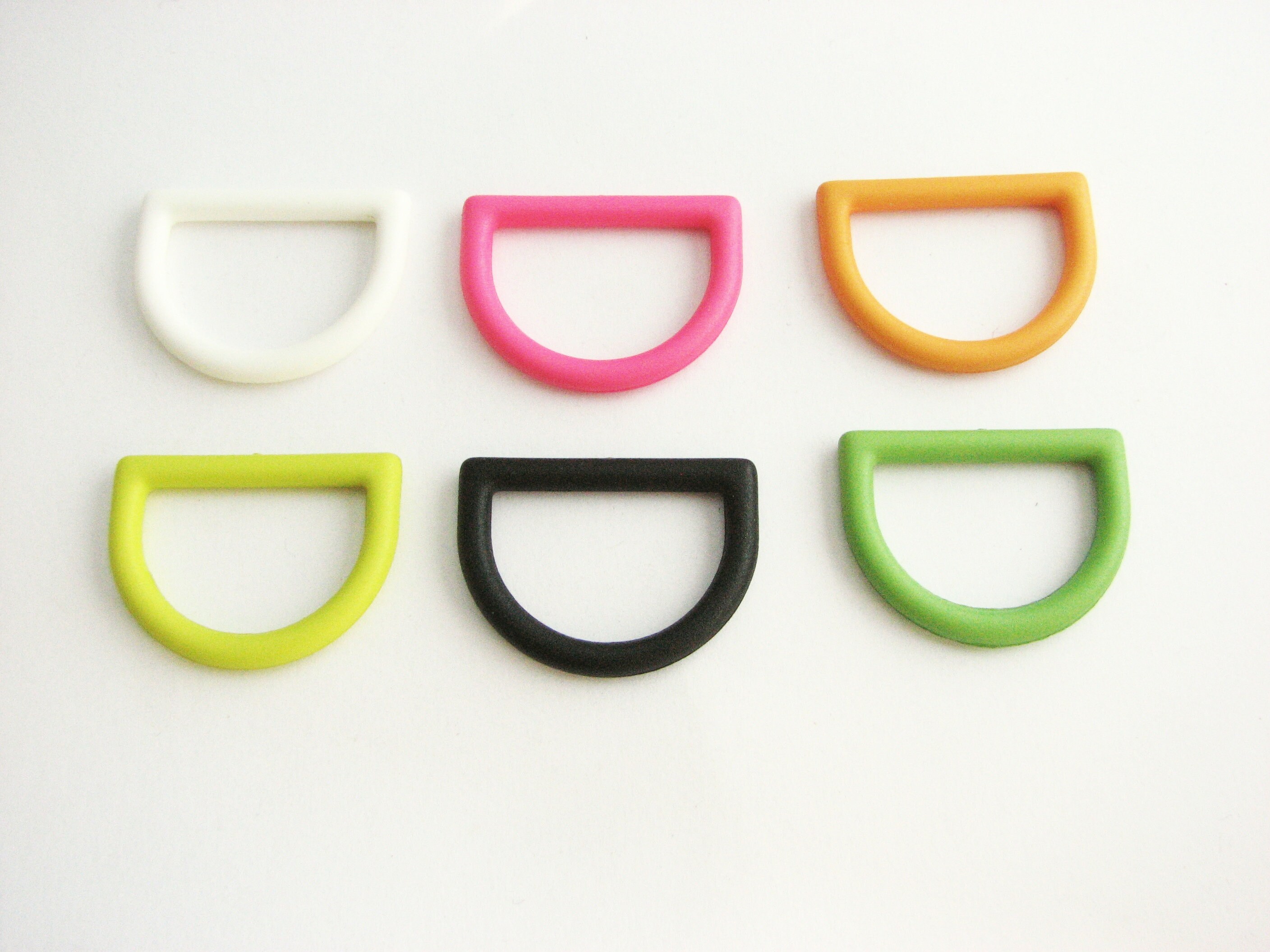 10 plastic Drings for handbags or belts NEW Etsy