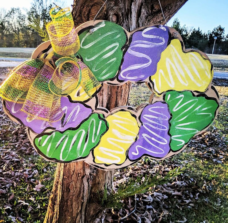 mardi gras king cake door hanger