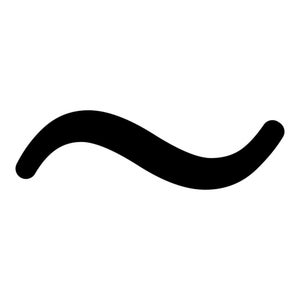 Puede incluir: Una línea ondulada negra sobre un fondo blanco. La línea, similar a una tilde, se curva hacia arriba y hacia abajo. El diseño es simple y gráfico, adecuado para diversas aplicaciones.