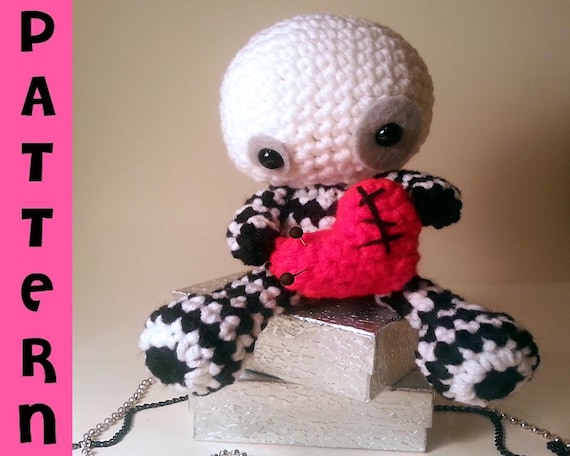 voodoo doll pincushion crochet pattern