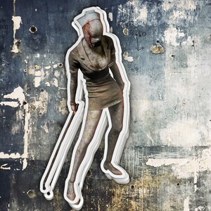 Puede incluir: Una pegatina de una mujer con uniforme de enfermera sosteniendo un arma, con un fondo de estilo grunge y desgastado.