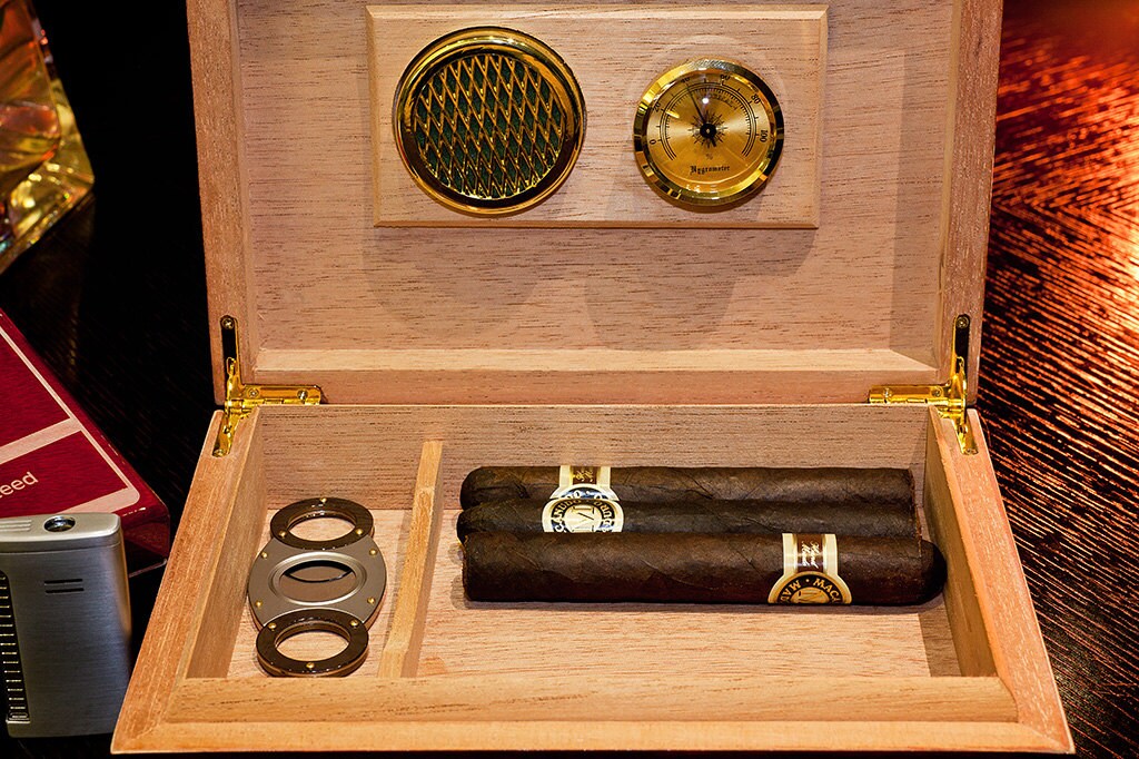 Personalized Humidor Custom Engraved Rosewood Cigar Box for Etsy