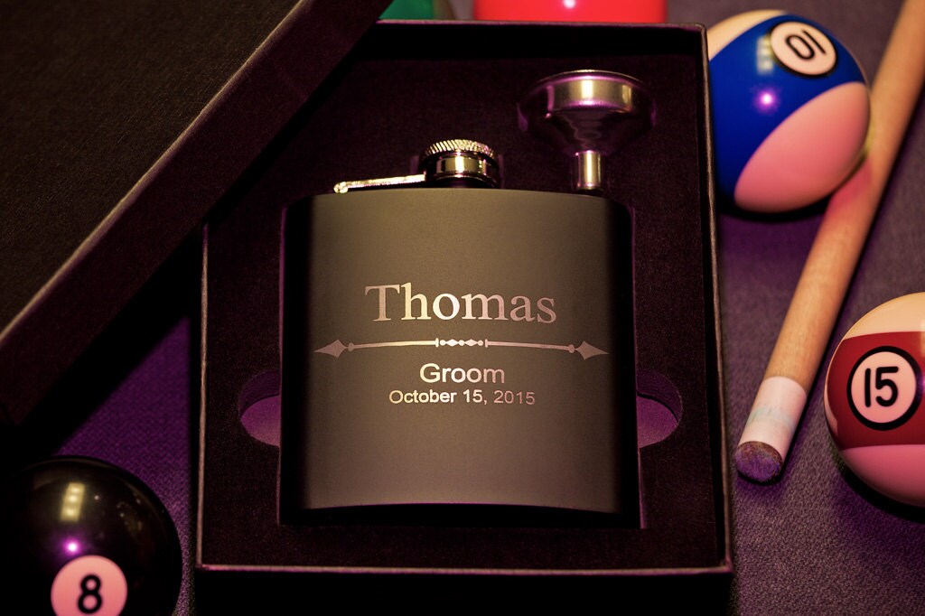 Flask in Gift Box, Personalized Groomsman Flask with Arrow Design, Cu…