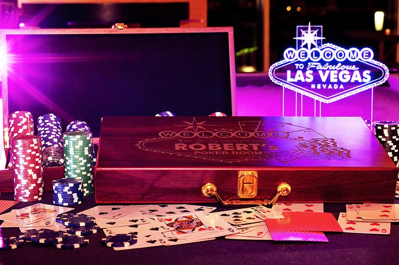 Personalized engraved Poker Set, including Poker Chips and Cards image 3