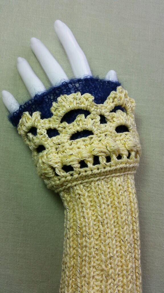 knitted wristlets