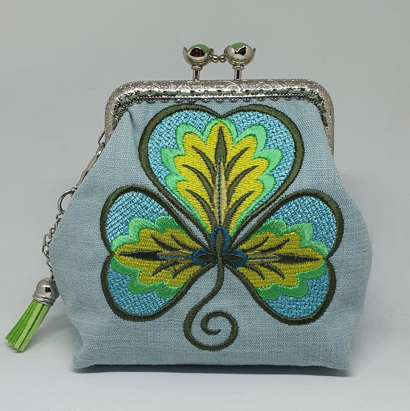 CP777. The Jacobean Shamrock purse
