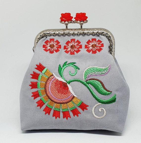 CP 771.  Jacobean floral design purse.